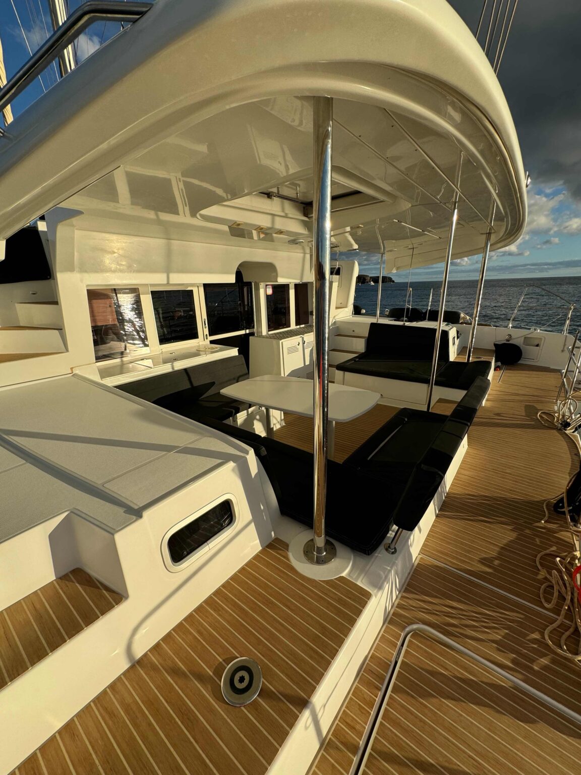 Private catamaran excursions in Lanzarote departing from Marina Rubicón.