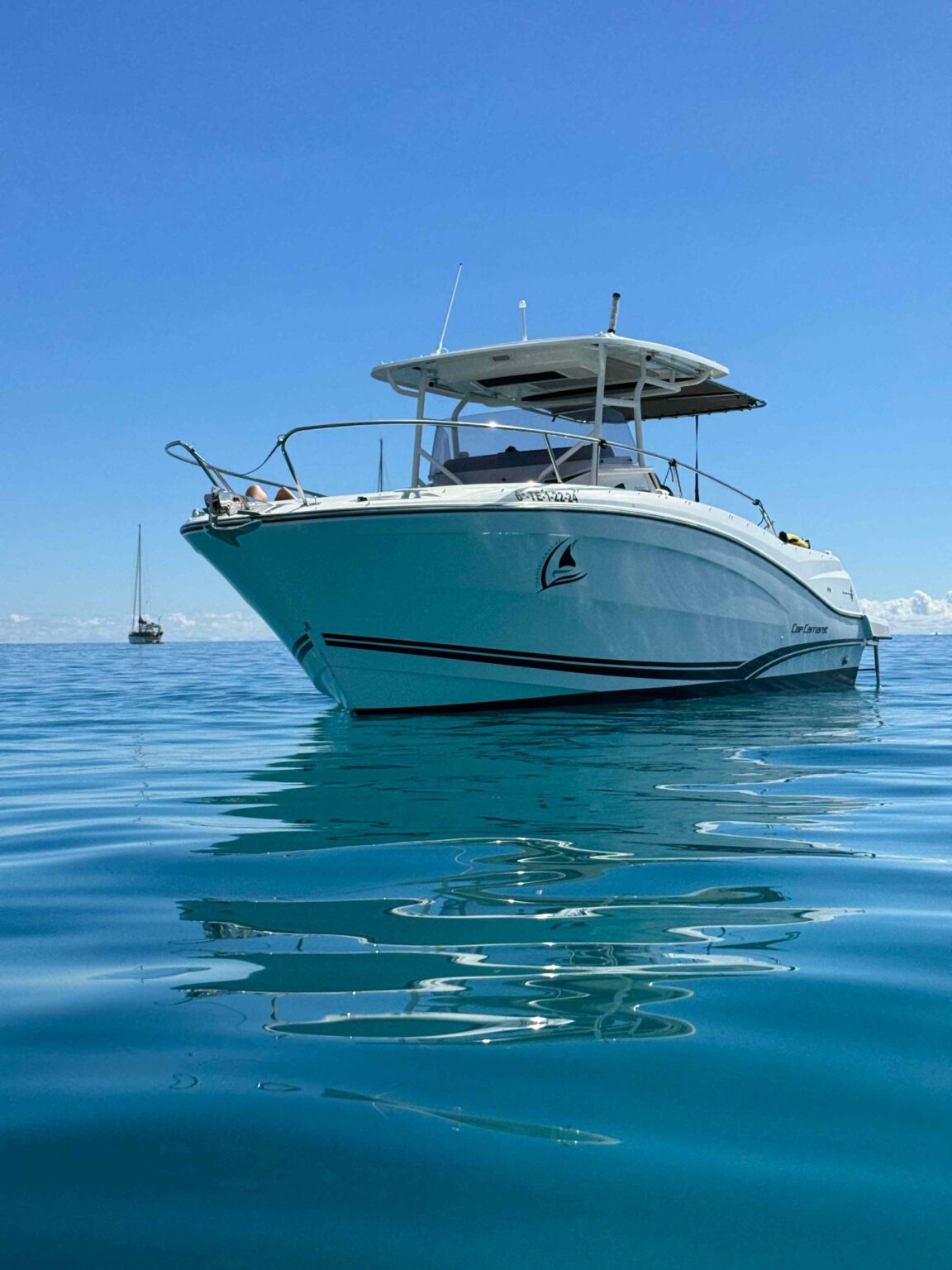 CharterLanzarote private sailing trips with snorkel and paddle surf equipment